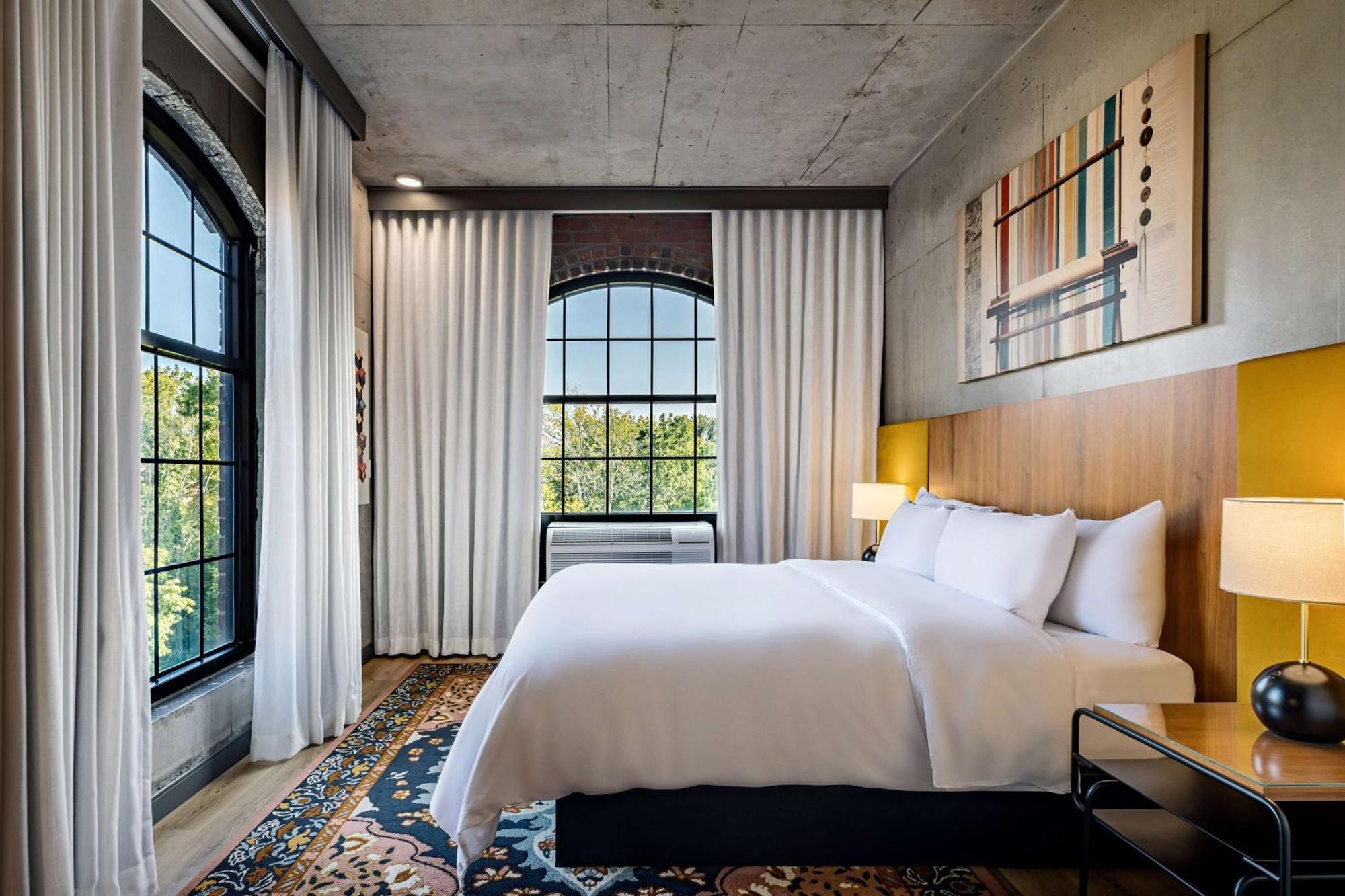 The Loom Hotel, Tapestry Collection By Hilton Уорик Экстерьер фото