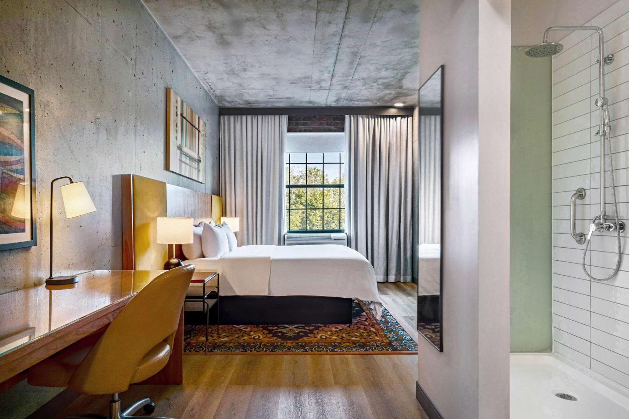 The Loom Hotel, Tapestry Collection By Hilton Уорик Экстерьер фото