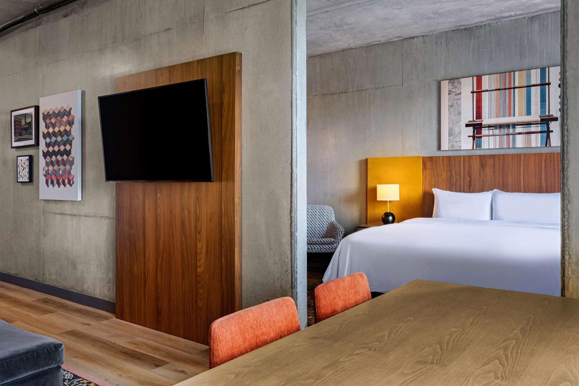 The Loom Hotel, Tapestry Collection By Hilton Уорик Экстерьер фото