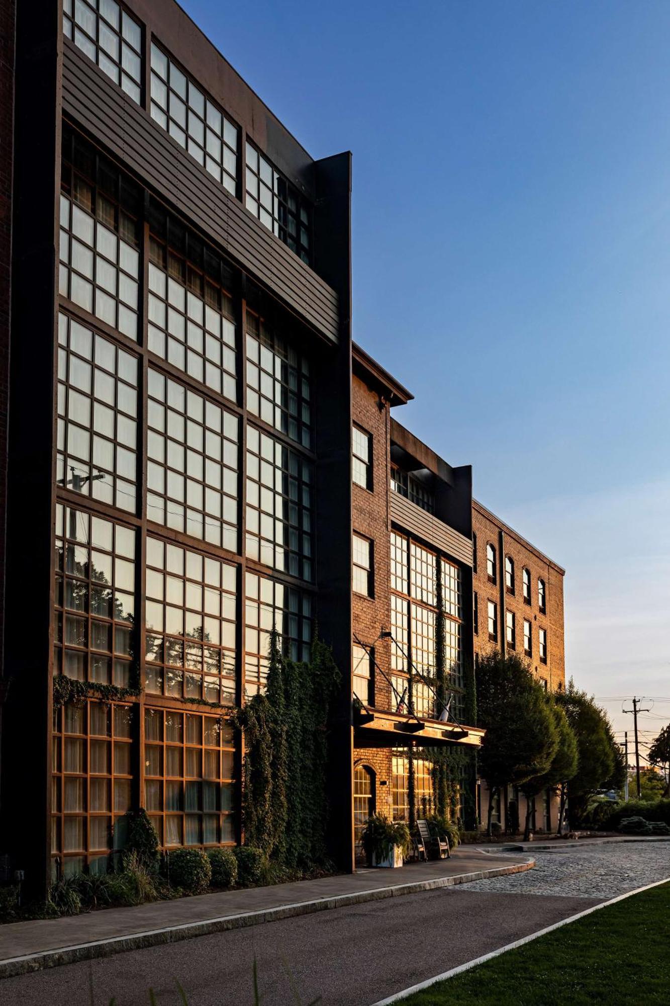 The Loom Hotel, Tapestry Collection By Hilton Уорик Экстерьер фото