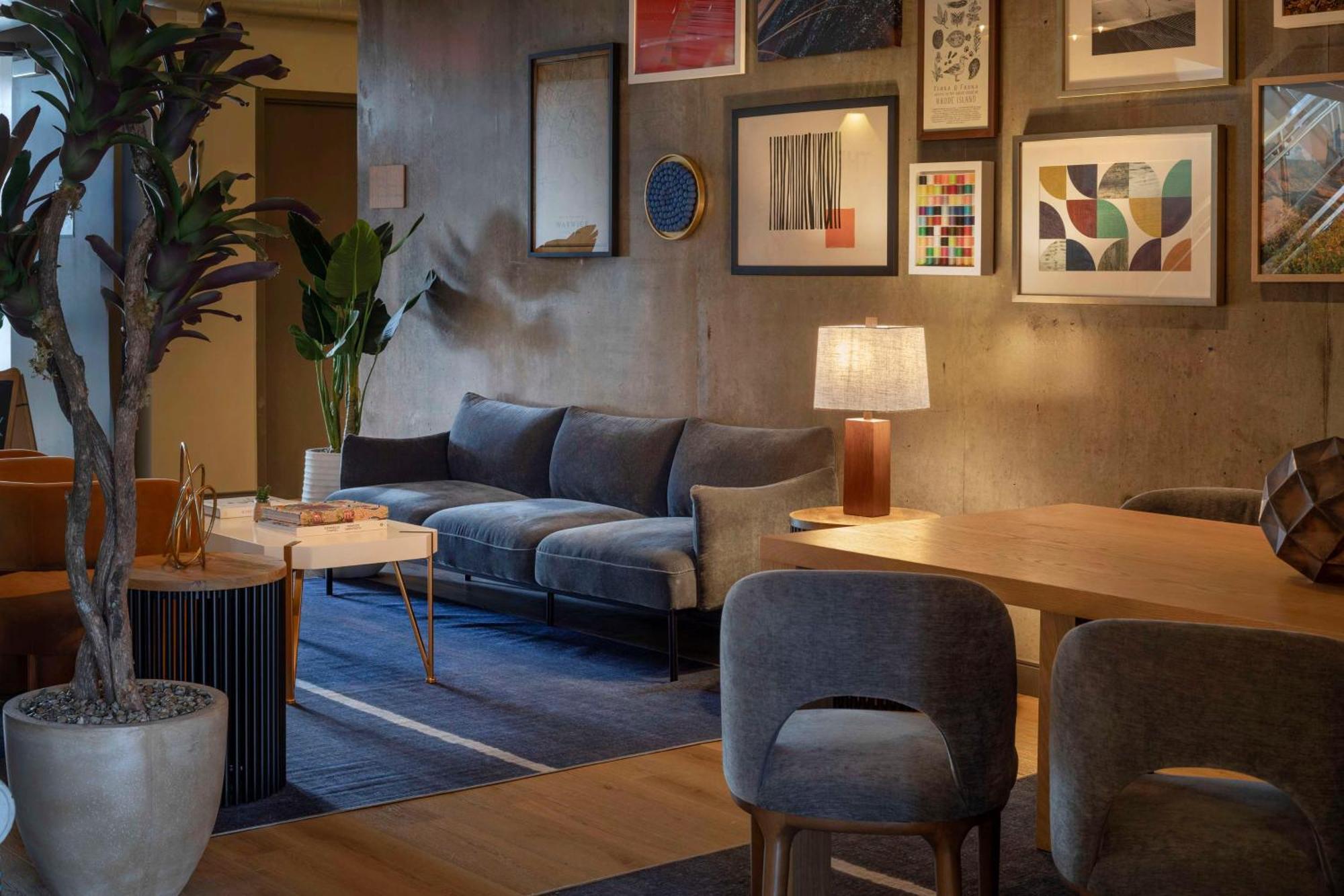 The Loom Hotel, Tapestry Collection By Hilton Уорик Экстерьер фото