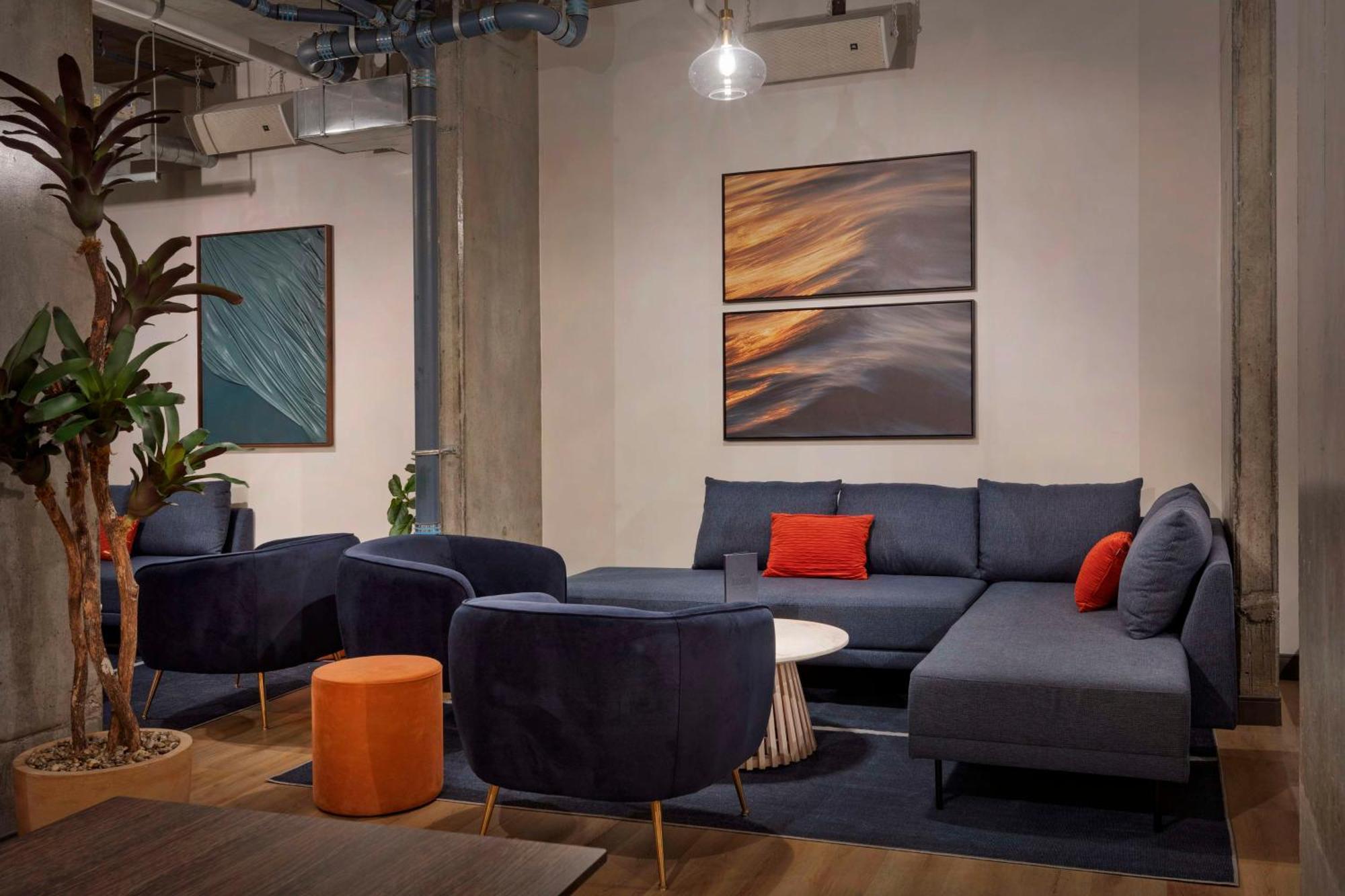 The Loom Hotel, Tapestry Collection By Hilton Уорик Экстерьер фото