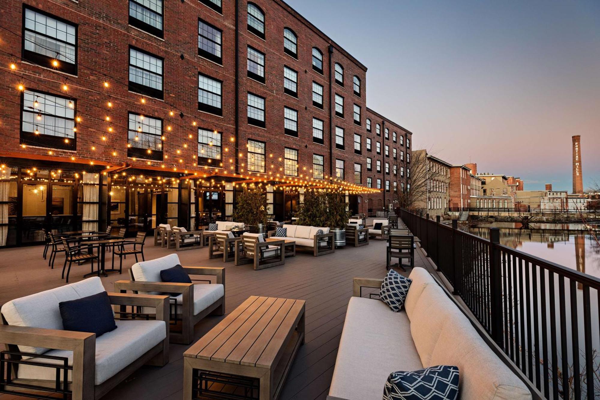 The Loom Hotel, Tapestry Collection By Hilton Уорик Экстерьер фото